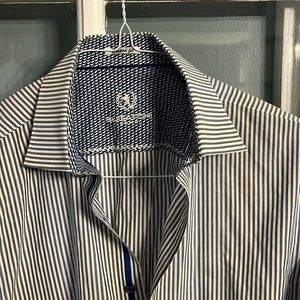 Bugatchi Striped and Chex Shirt, Shaped fit  Medium, great condition